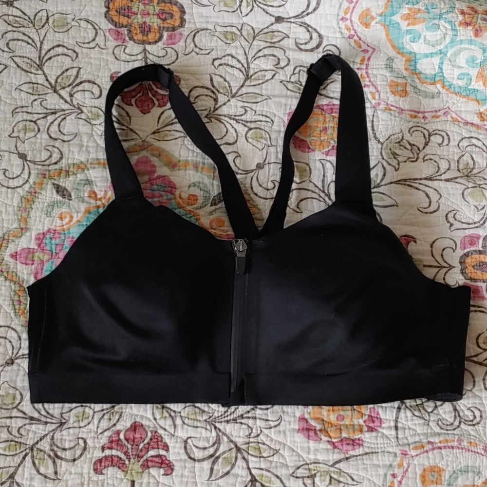 Victoria's Secret Knockout Sports Bra 38C